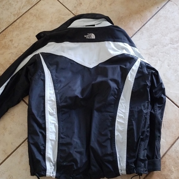 Vintage North Face Ski Jacket - Picture 5 of 5